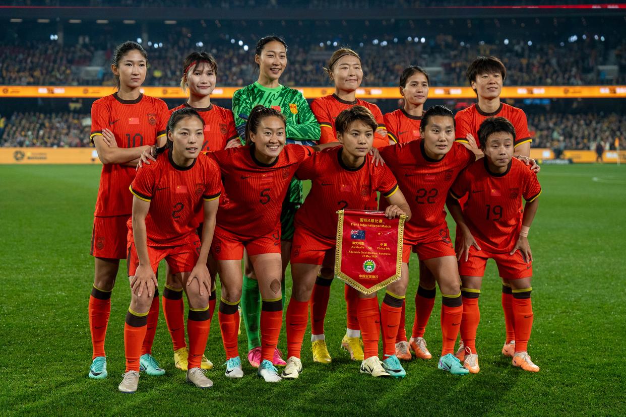 女子足球盛宴中国队斩获佳绩